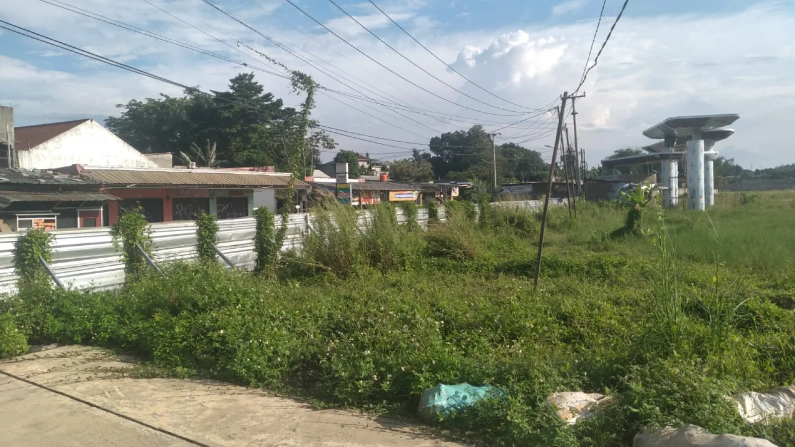 Tanah Kavling Dijual di Pengasinan Sawangan, Luas 3,1 Hektar SHM Harga Menarik